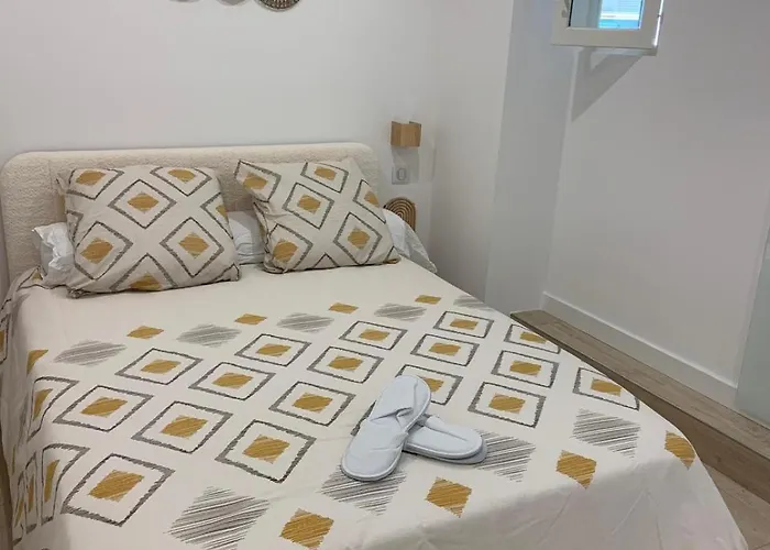 Apartman With Perfect Location And View Antibes